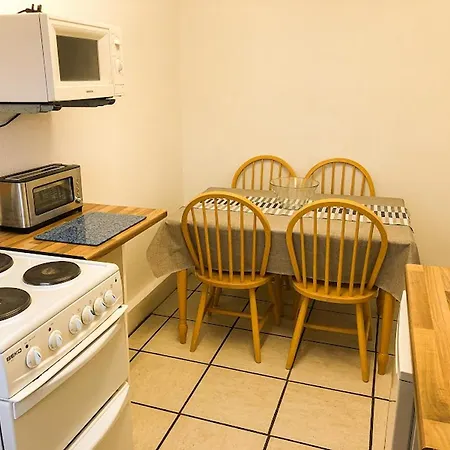 The Bawdens Holiday Apartments Blackpool Room photo